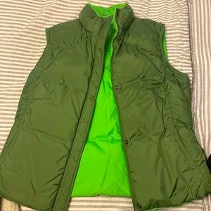 Nike puffer vest - reversable